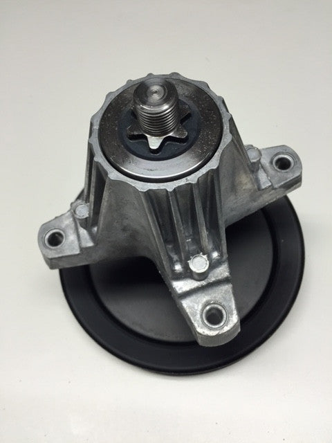 MTD Spindle Assembly 918-04865A Spindle view